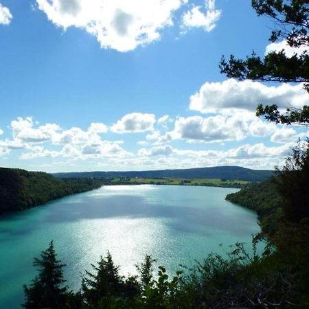 Superbe Appartement Au Coeur Du Jura Champagnole Exterior foto