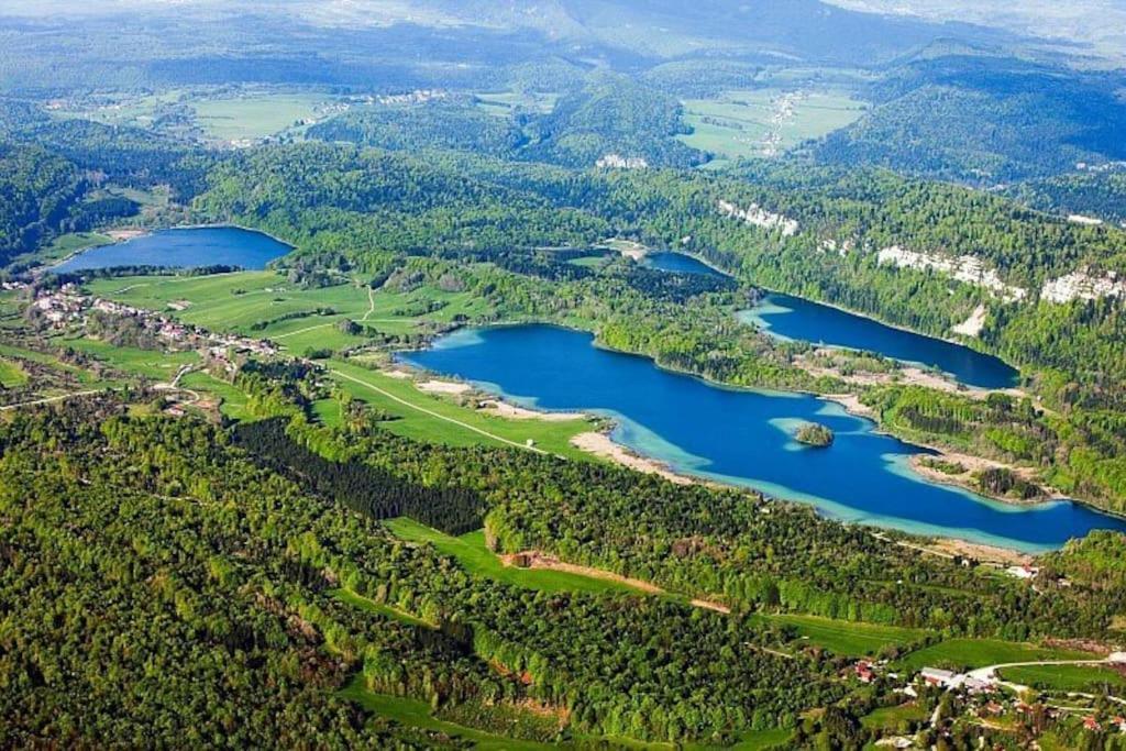 Superbe Appartement Au Coeur Du Jura Champagnole Exterior foto